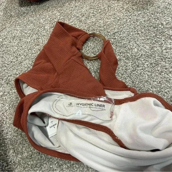 Cupshe  Bikini - Picture 8 of 9